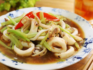 高纖芹菜炒小卷【淬釀手路菜】
